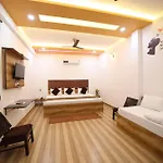 Hotel Taj Niwas